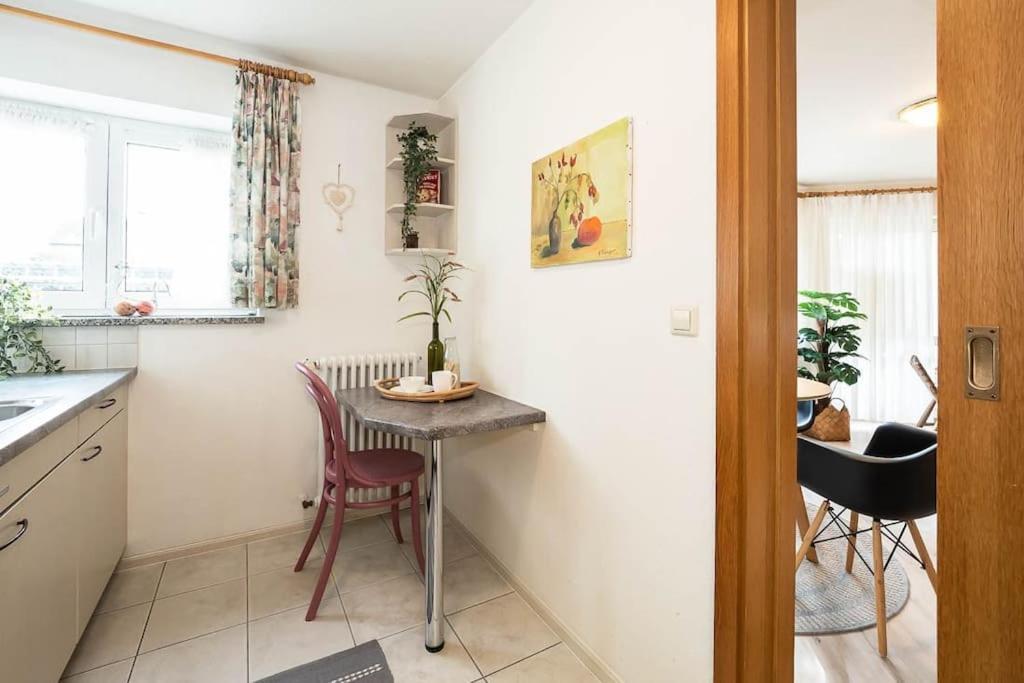 Ferienwohnung Julija Riedheim Hilzingen ภายนอก รูปภาพ